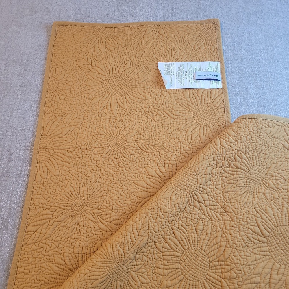 Tommy Bahama Gold Sunflowers Quilted Gorgeous Table Runner 72" x 14.5" - Picture 7 of 10